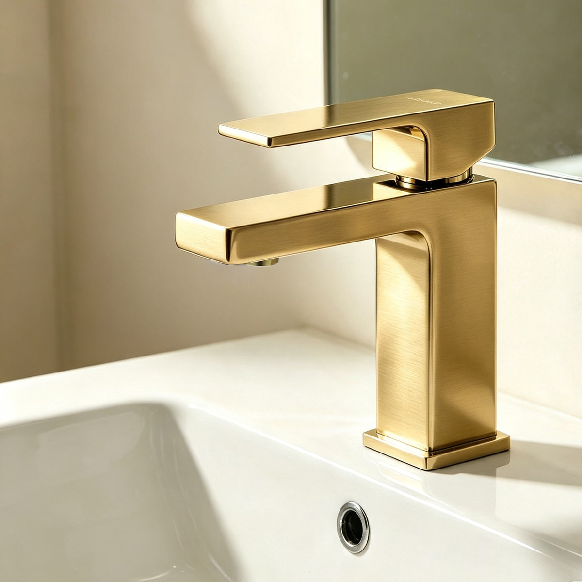 16401QT Single Handle Bathroom Faucet